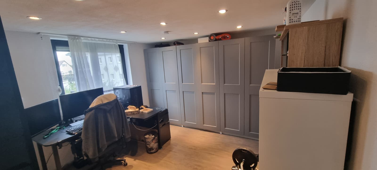 Helle 3,5 Zimmer Wohnung + brandneuer Einbauküche in Grunbach